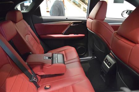 発売を控えるレクサス「ＲＸ」のプロトタイプ