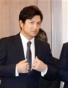 １０月２０日に巨人新監督の要請を受けた高橋由伸（よしのぶ）＝２０１５年、東京都千代田区（矢島康弘撮影）