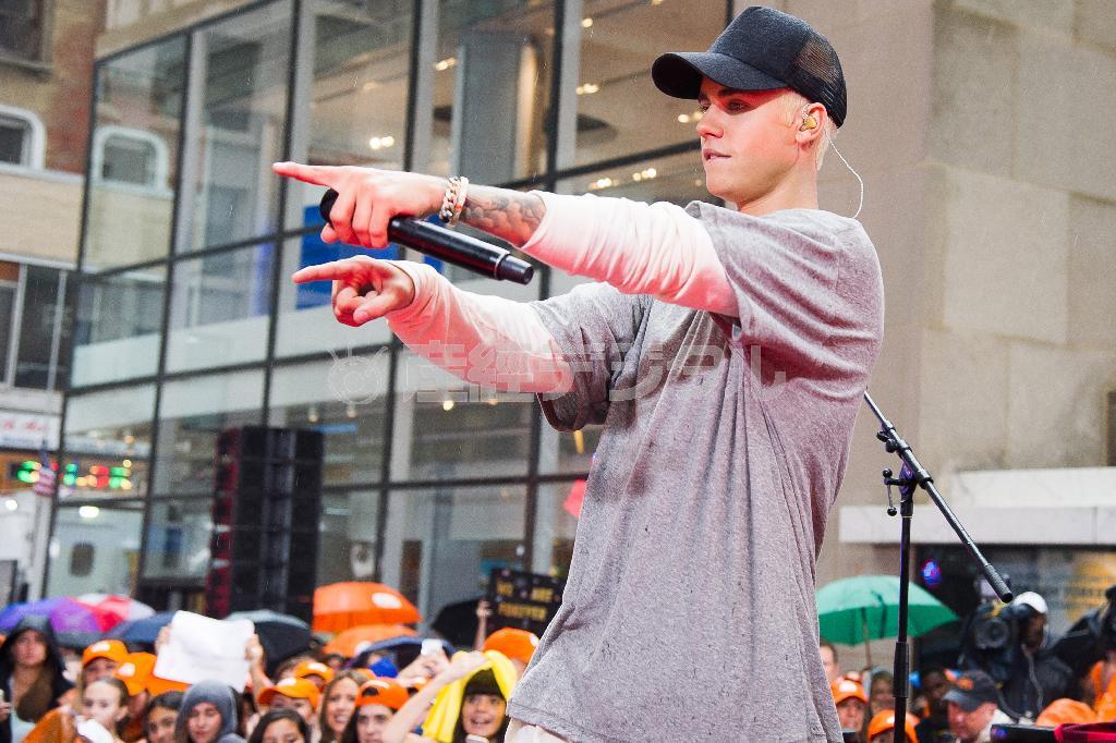 カナダの歌手、ジャスティン・ビーバーさん＝２０１５年９月１０日、米ニューヨーク（ＡＰ）