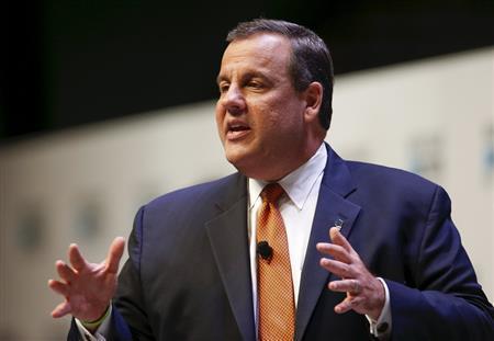 米大統領選の共和党候補を目指すニュージャージー州のクリス・クリスティー知事＝２０１５年９月１９日、米サウスカロライナ州グリーンビル（ロイター）