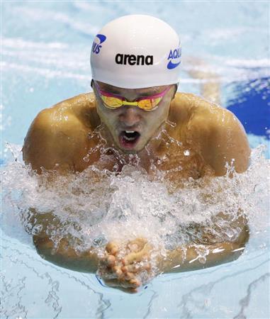 男子２００メートル平泳ぎ予選で敗退した北島康介＝２０１５年１０月２９日、東京都江東区の東京辰巳国際水泳場（共同）