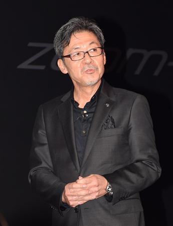 「ＲＸ－ＶＩＳＩＯＮ」に込めた思いを語る、デザイナーの前田育男氏＝東京ビッグサイト（撮影：大竹信生）