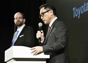 米国に設立する人工知能技術の研究会社について記者会見するトヨタ自動車の豊田章男社長＝６日午後、東京都内のホテル