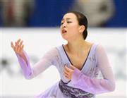 優勝した浅田真央（まお）選手の女子フリーの演技＝２０１５年１１月７日、中国・首都北京市（共同）