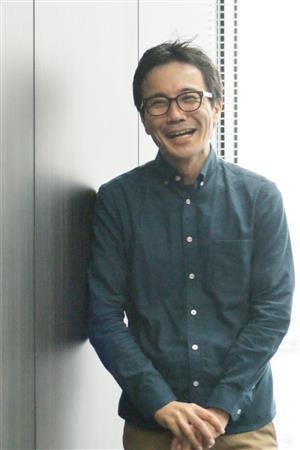 作家の澤村伊智（さわむら・いち）さん。次点と僅差での受賞と聞き、「なにくそ！と思いました。欲望はつきないもので」と笑う＝２０１５年１０月１５日（塩塚夢撮影）