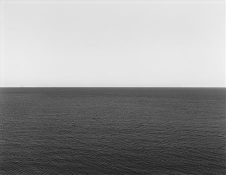 杉本博司「カリブ海、ジャマイカ」（１９８０年）。（Ｃ）Ｈｉｒｏｓｈｉ＿Ｓｕｇｉｍｏｔｏ／Ｃｏｕｒｔｅｓｙ＿ｏｆ＿Ｇａｌｌｅｒｙ＿Ｋｏｙａｎａｇｉ
