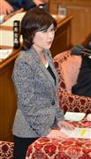 閉会中審査の衆院予算委員会で質問する自民党の稲田朋美政調会長＝１０日午前、国会・衆院第１委員室（斎藤良雄撮影）