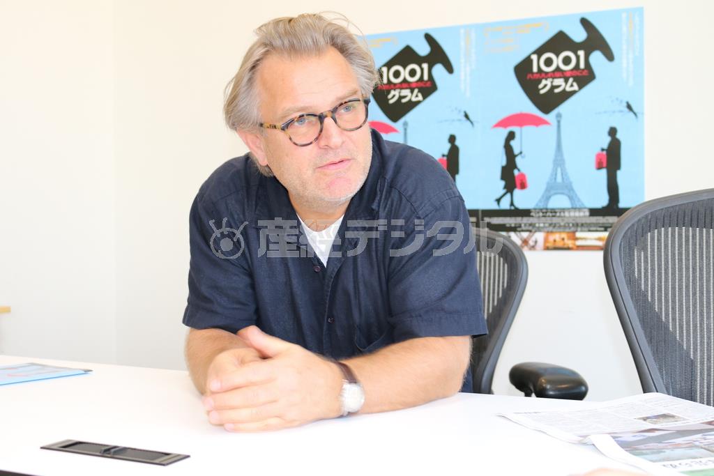 「何事も基準に従い正確に行うことは大変なこと。でも、誤差が生じるからまた面白いんですけどね」と語るベント・ハーメル監督＝２０１５年１０月２７日、東京都港区（高橋天地撮影）