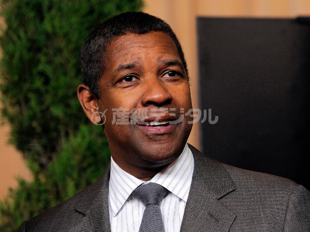 米俳優、デンゼル・ワシントンさん＝２０１３年２月４日、米カリフォルニア州ビバリーヒルズ（ＡＰ）