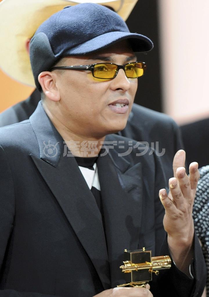 ドイツ代表でＲ＆Ｂ歌手のクサビア・ナイドーさん＝２０１５年１１月２０日、ドイツ・首都ベルリン（ロイター）