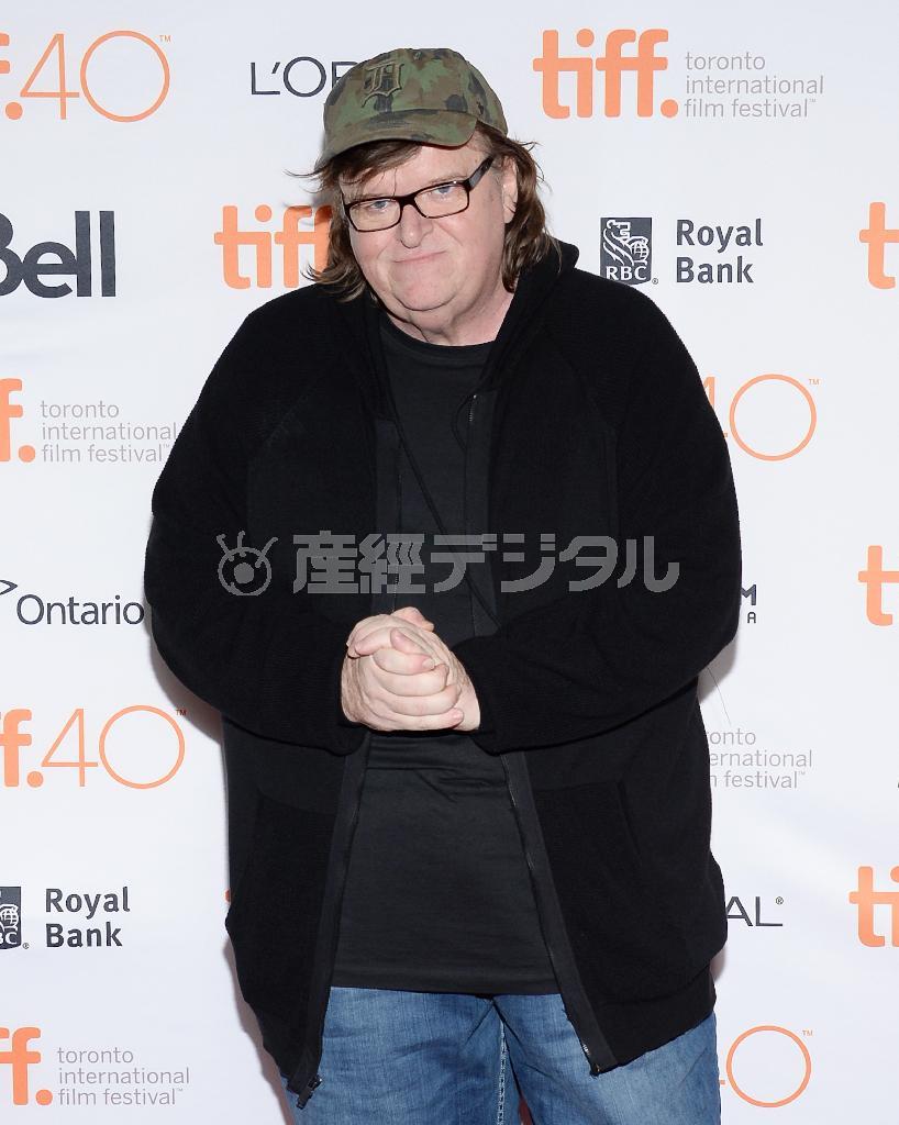 米映画監督、マイケル・ムーア氏＝２０１５年９月１０日、カナダ・オンタリオ州トロント（ＡＰ）