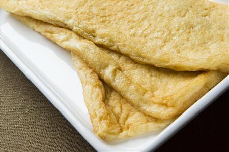 ふっくらお揚げは日々の献立の大きな味方（松下二郎さん撮影）