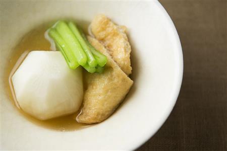 油揚げのお揚げと蕪のさっと煮（松下二郎さん撮影）