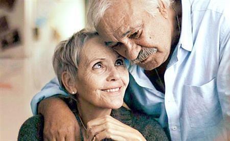 【メディアトリガーｐｌｕｓ（試聴無料）】映画「ハッピーエンドの選び方」（シャロン・マイモン＆タル・グラニット両監督）。１１月２８日公開（メゾン提供）。（Ｃ）２０１４＿ＰＩＥ＿ＦＩＬＭＳ／２－ＴＥＡＭ＿ＰＲＯＤＵＣＴＩＯＮＳ／ＰＡＬＬＡＳ＿ＦＩＬＭ／ＴＷＥＮＴＹ＿ＴＷＥＮＴＹ＿ＶＩＳＩＯＮ．