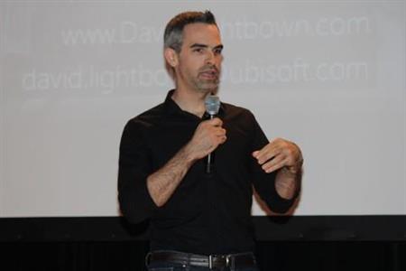 デビッド・ライトバウン氏