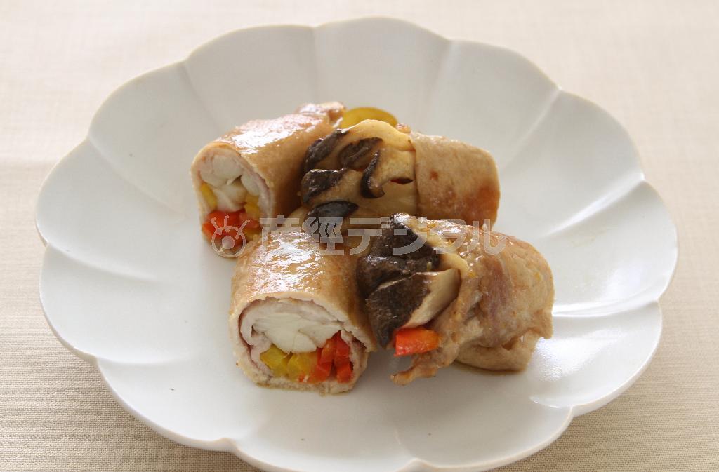 エリンギの肉巻き。※２６７ｋｃａｌ、塩分０．６グラム（１人分）