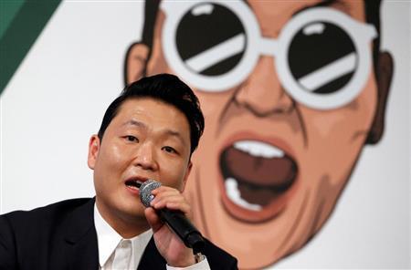 韓国のラップ歌手、ＰＳＹ（サイ）さん＝２０１５年１１月３０日、韓国・首都ソウル（ＡＰ）