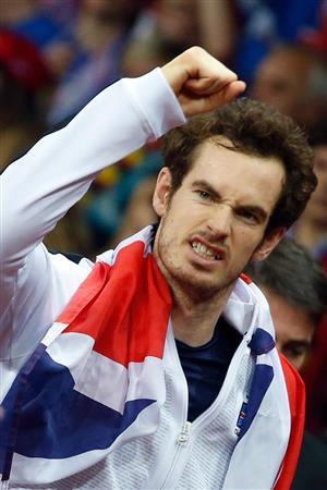 テニスのアンディ・マリー選手＝２０１５年１１月２９日、ベルギー・オースト＝フランデレン州ヘント（ＡＰ）