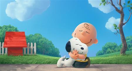 映画「Ｉ＿ＬＯＶＥ＿スヌーピー＿ＴＨＥ＿ＰＥＡＮＵＴＳ＿ＭＯＶＩＥ」（スティーブ・マーティノ監督）。全国公開中（アニープラネット提供）。（Ｃ）２０１５＿Ｔｗｅｎｔｉｅｔｈ＿Ｃｅｎｔｕｒｙ＿Ｆｏｘ＿Ｆｉｌｍ＿Ｃｏｒｐｏｒａｔｉｏｎ．Ａｌｌ＿Ｒｉｇｈｔｓ＿Ｒｅｓｅｒｖｅｄ．ＰＥＡＮＵＴＳ。（Ｃ）Ｐｅａｎｕｔｓ＿Ｗｏｒｌｄｗｉｄｅ＿ＬＬＣ