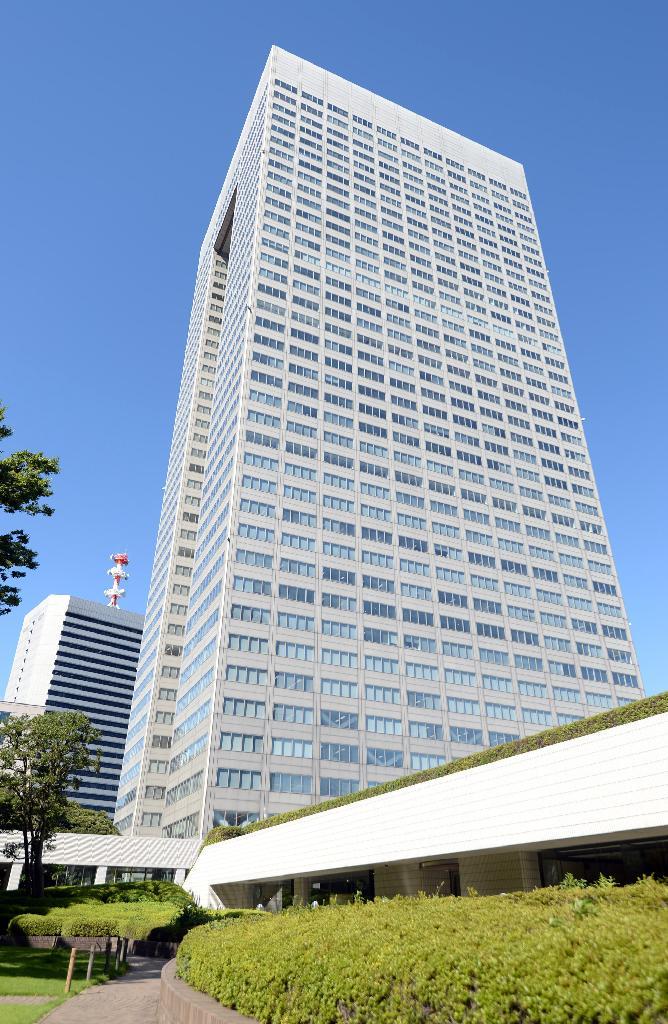 東芝の本社ビル＝東京都港区