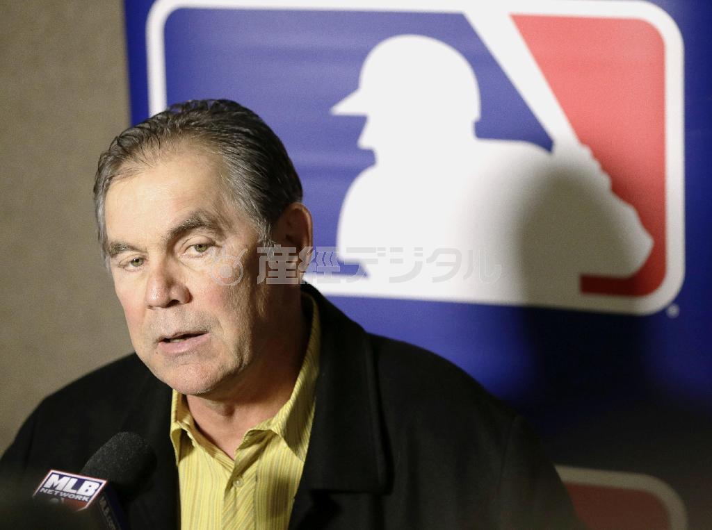 報道陣の質問に答えるジャイアンツのブルース・ボウチー監督＝２０１５年１２月８日、米テネシー州ナッシュビル（ＡＰ）