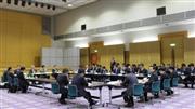 携帯電話の料金その他の提供条件に関するタスクフォース（第4回）＝26日、東京都千代田区の総務省