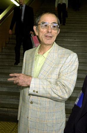 作家の野坂昭如（のさか・あきゆき）さん＝２００１年７月１２日、大阪市淀川区（森本幸一撮影）