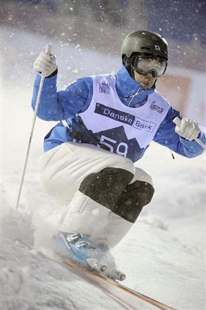 デュアルモーグルで３位となった堀島行真（ほりしま・いくま）＝２０１５年１２月１２日、フィンランド・ルカ（共同）