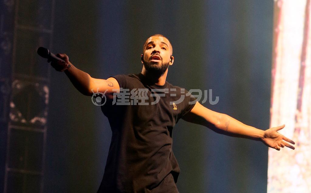 カナダの人気ラップ歌手で俳優のドレイクさん＝２０１５年１０月３日、米テキサス州オースティン（ＡＰ）