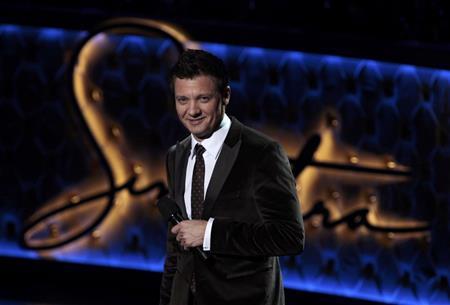 米俳優、ジェレミー・レナーさん＝２０１５年１２月３日、米ネバダ州ラスベガス（ロイター）