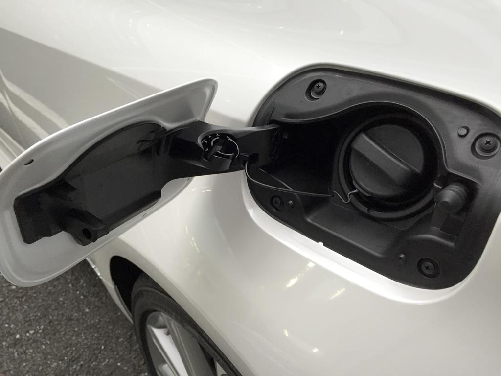 レクサス「ＲＣ３００ｈ（ｖｅｒｓｉｏｎＬ）」