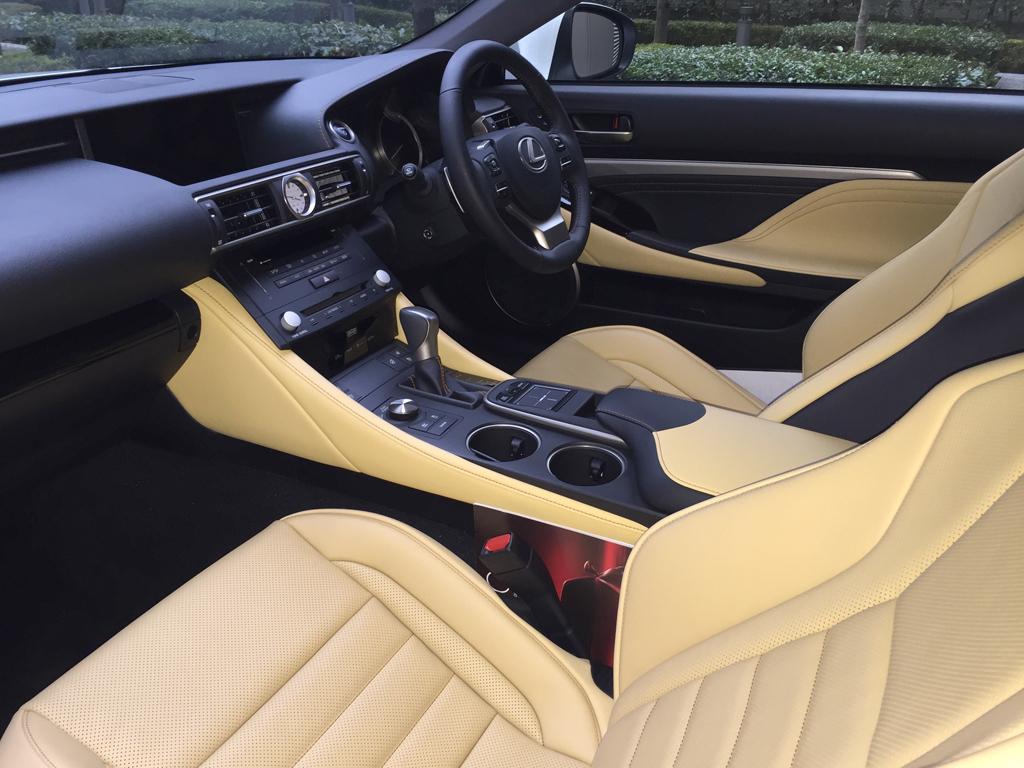 レクサス「ＲＣ３００ｈ（ｖｅｒｓｉｏｎＬ）」