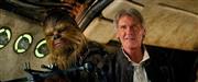 先週公開された「スター・ウォーズ／フォースの覚醒」（ＡＰ）