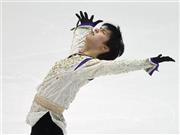 男子で優勝した羽生結弦（はにゅう・ゆづる）のフリー＝２０１５年１２月２７日、北海道札幌市南区の真駒内セキスイハイムアイスアリーナ（共同）
