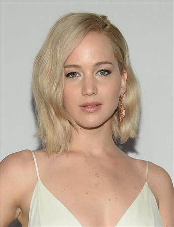 オスカー女優のジェニファー・ローレンスさん＝２０１５年１２月１３日、米ニューヨーク（ＡＰ）