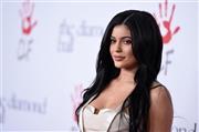 キム・カーダシアンさんの異父妹の米モデル兼女優、カイリー・ジェンナーさん＝２０１５年１２月１０日、米カリフォルニア州サンタモニカ（ＡＰ）