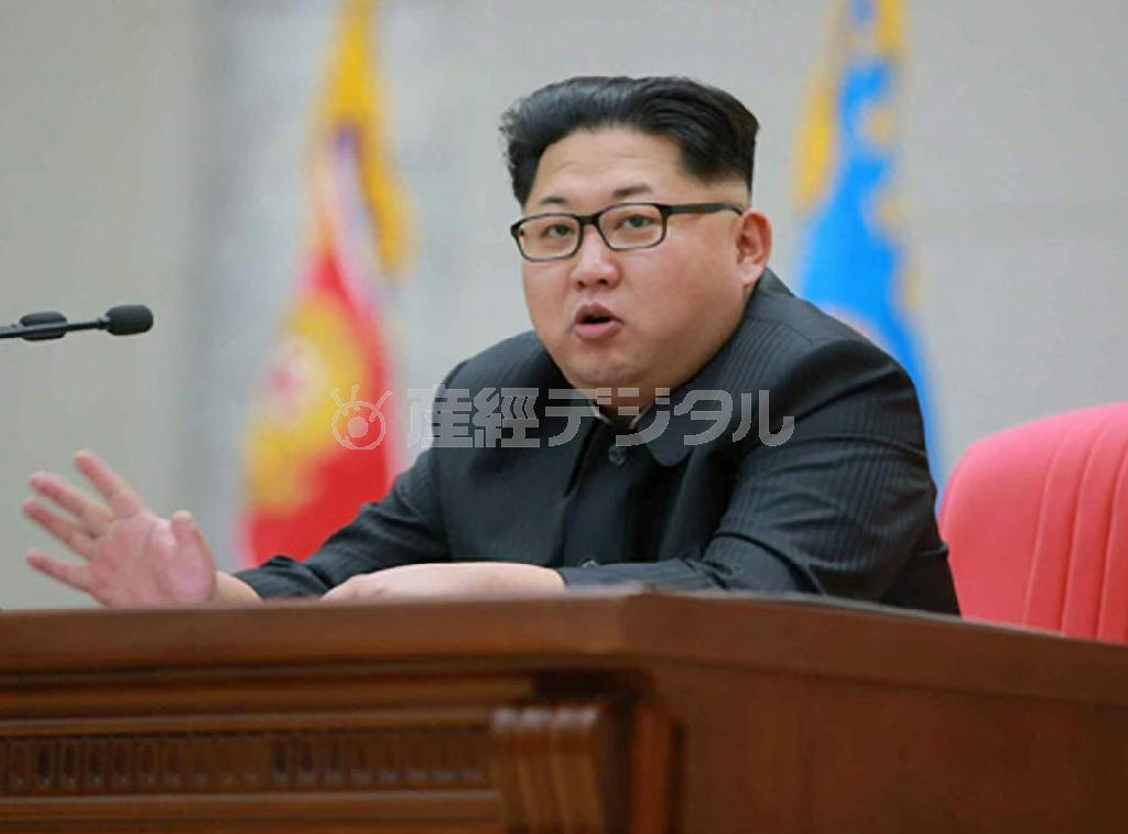 北朝鮮の労働新聞が１月１０日掲載した、人民武力部を訪れた金正恩第１書記＝２０１６年（聯合＝共同）