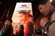 中国で公開されたＳＦ映画シリーズ最新作「スター・ウォーズ／フォースの覚醒」＝２０１６年１月９日、中国・首都北京市（ＡＰ）
