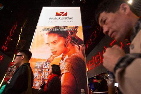 中国で公開されたＳＦ映画シリーズ最新作「スター・ウォーズ／フォースの覚醒」＝２０１６年１月９日、中国・首都北京市（ＡＰ）