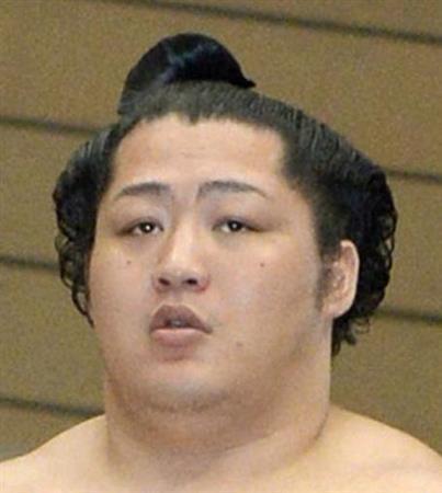 大相撲の人気力士で東前頭１１枚目、遠藤（共同）