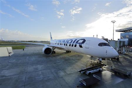 フィンエアーが２０１５年１０月に欧州の航空会社で最初に受領したエアバスの最新鋭機Ａ３５０ＸＷＢの１号機＝２０１５年１０月７日、フィンランド・首都ヘルシンキ（倉谷清文さん撮影）