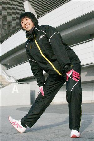 大阪国際女子マラソンに向け、調整する重友梨佐（しげとも・りさ）＝２０１６年１月２５日、岡山県岡山市（共同）