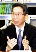三菱東京ＵＦＪ銀行の次期頭取に決まった小山田隆氏＝２８日、日銀（米沢文撮影）