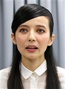 川谷絵音とのスキャンダルについて会見に臨むベッキー＝東京・新宿（撮影・山田俊介）