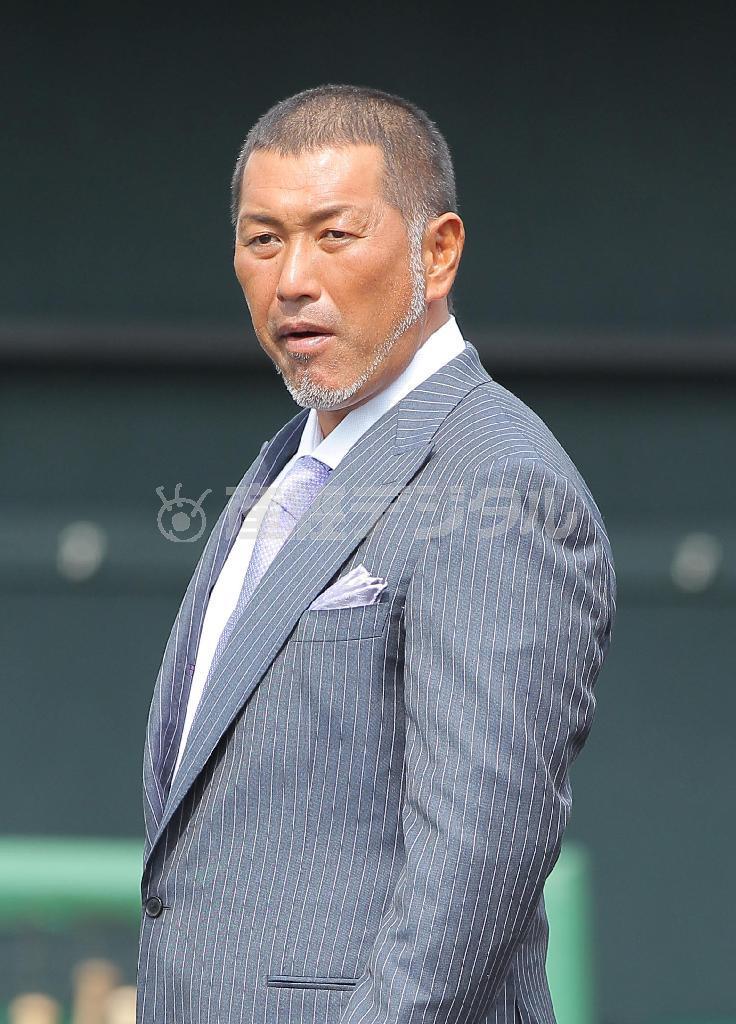 逮捕された元プロ野球選手の清原和博容疑者＝２０１２年２月２３日、沖縄県（斎藤浩一撮影）