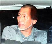 逮捕されて移送される清原和博容疑者＝３日未明、東京都中野区