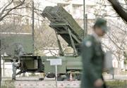 北朝鮮の弾道ミサイル発射に備え、東京・市谷の防衛省敷地内に配置されている地対空誘導弾パトリオット（ＰＡＣ３）＝２０１６年２月３日午後（共同）