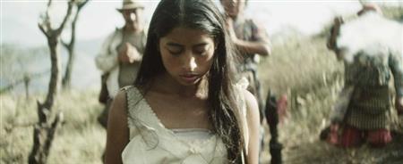 映画「火の山のマリア」（ハイロ・ブスタマンテ監督）。２月６日公開（エスパース・サロウ提供）。（Ｃ）ＬＡ＿ＣＡＳＡ＿ＤＥ＿ＰＲＯＤＵＣＣＩOＮ＿ｙ＿ＴＵ＿ＶＡＳ＿ＶＯＩＲ－２０１５