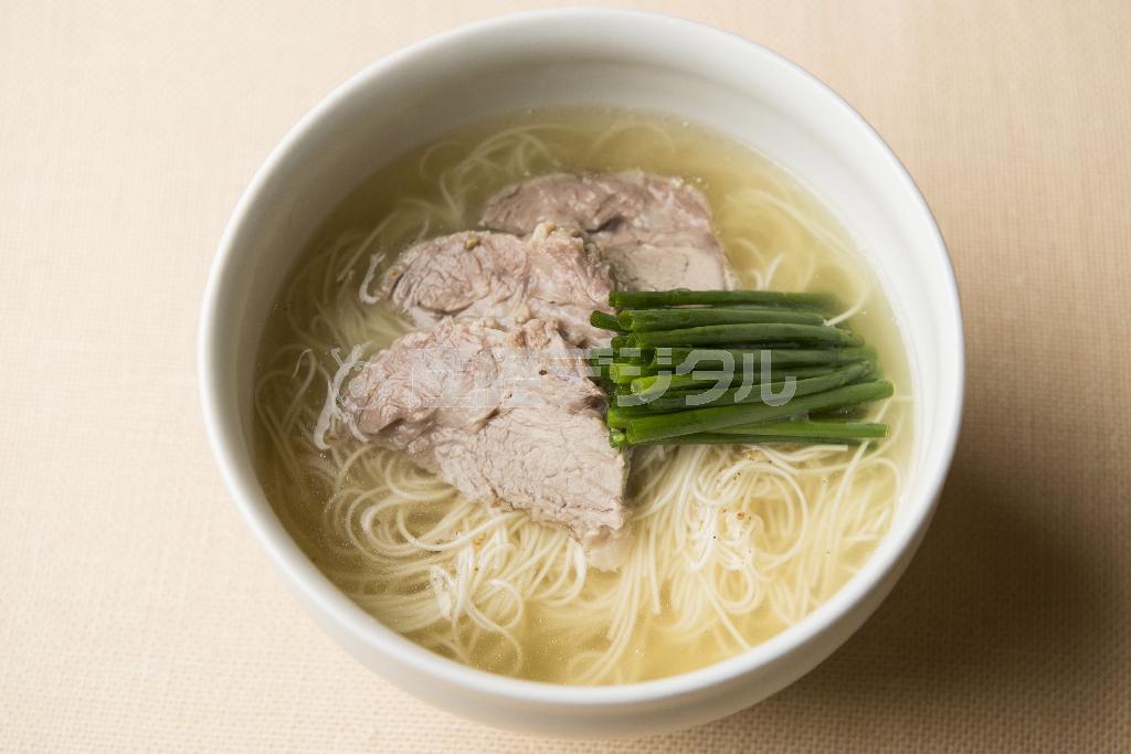 スープでにゅうめん（松下二郎さん撮影、提供写真）