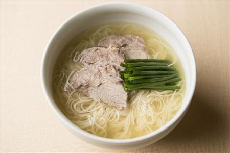 スープでにゅうめん（松下二郎さん撮影、提供写真）